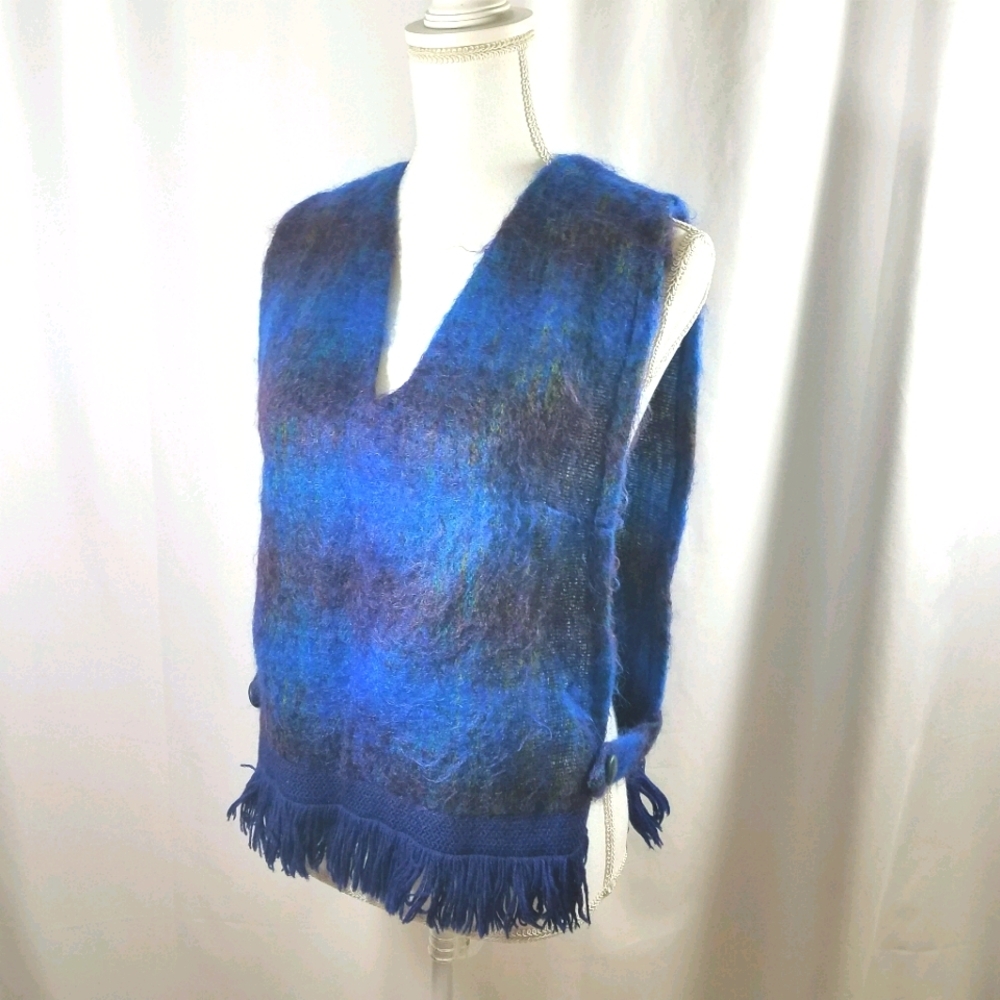 Vtg Strathtay Made in Scotland Button Side Vest